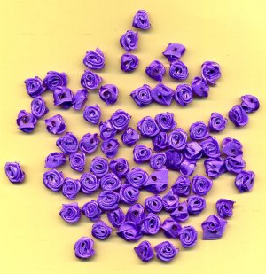 80 x Small Fabric Roses - Purple